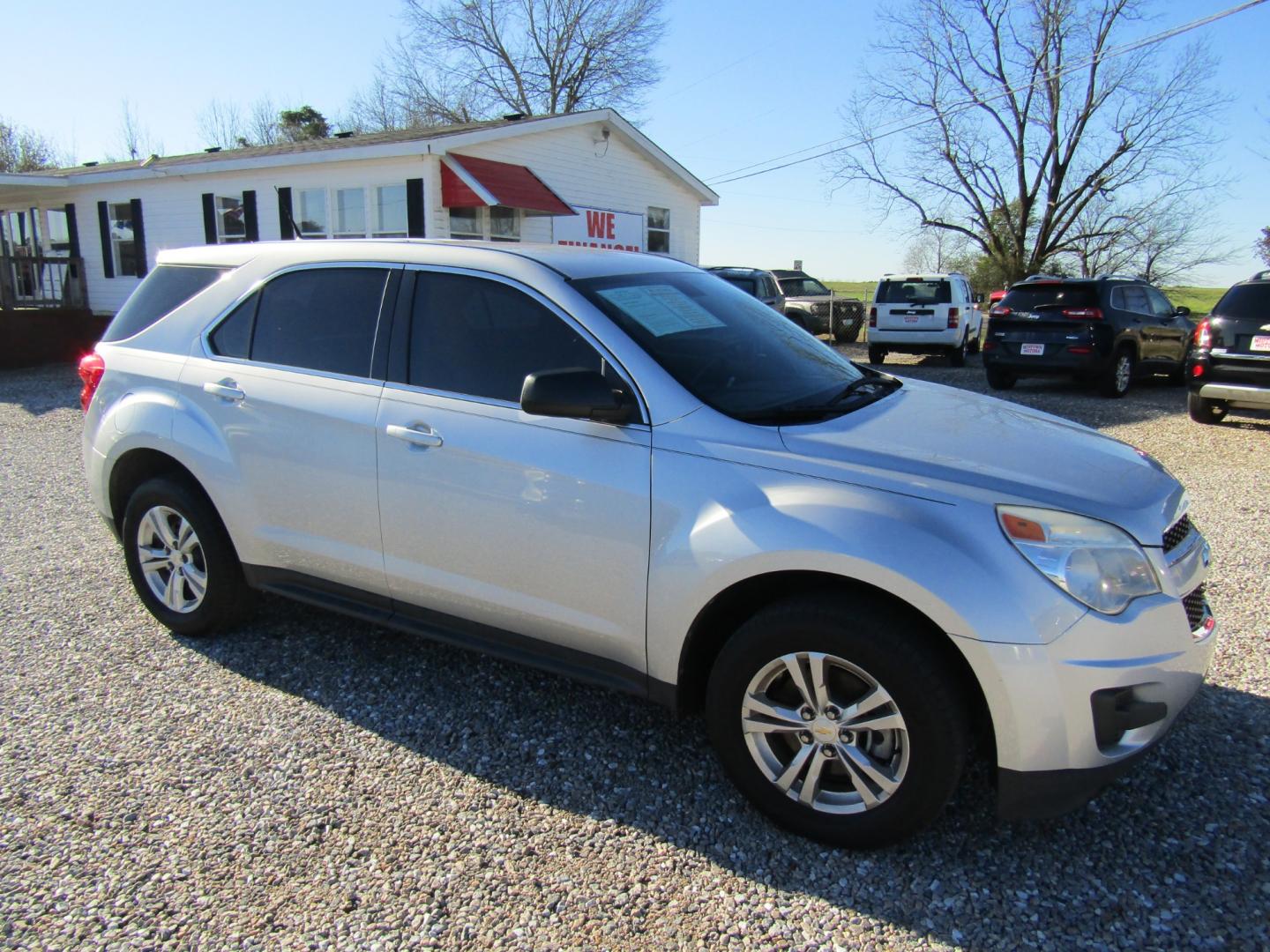 2011 Silver Chevrolet Equinox LS 2WD (2GNALBEC8B1) with an 2.4L L4 DOHC 16V engine, Automatic transmission, located at 15016 S Hwy 231, Midland City, AL, 36350, (334) 983-3001, 31.306210, -85.495277 - Photo#0